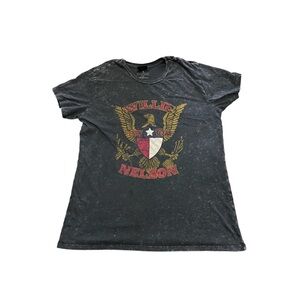 Willie Nelson Tee Size Large